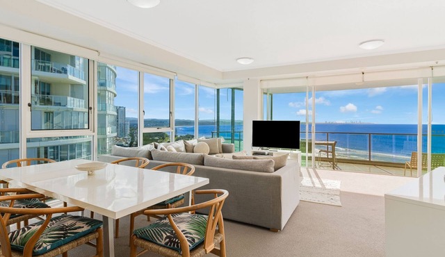 Reflections On The Sea Unit 1501 On Coolangatta Beach, Ocean and Coastline views with Wi-Fi Inc.