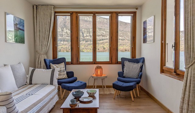 Reflet Bleu By the Lake 3*