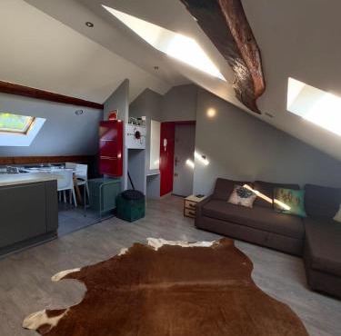 RefletDesCieux TV Chic Authentique Lumineux Calme