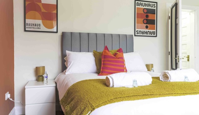 Refreshing Modern Apartment Near Loch Lomond