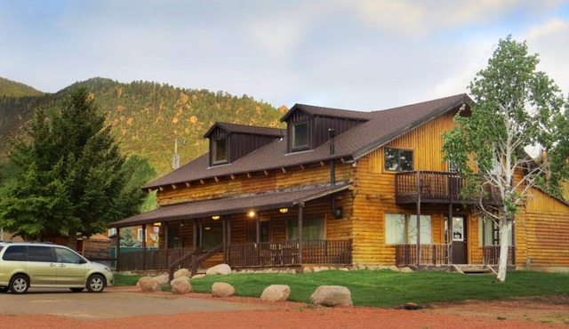 Refreshing Reunions, Relaxing Retreats, Room For Everyone!