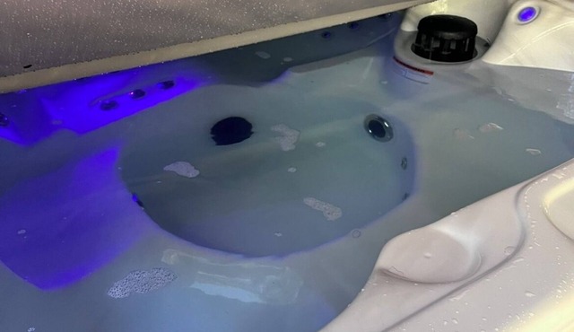 Refuge Home, Jacuzzi & Heated Pool 35 min Orlando.