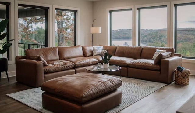 Refuge Ridge - A Modern 3-bedroom Cabin overlooking beautiful Norfork Lake