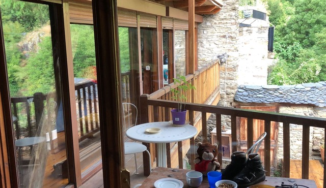 Refugi Orfila, independent rural house, ideal for families.