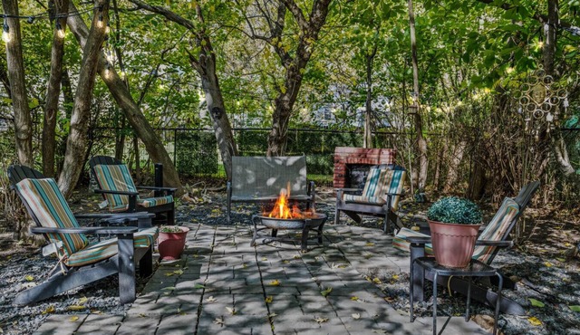 Refugio - Artsy vibe and retreat, zen garden, fire pit, downtown Berkeley Springs