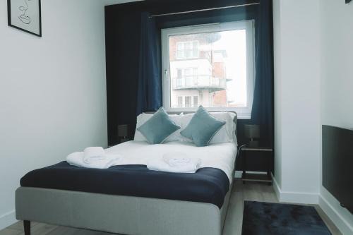 Refurbished Apartment 2 bath 2 bedroom WLift!