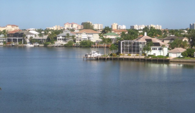 REGATTA Condo on the intercoastal waters-steps to the beach