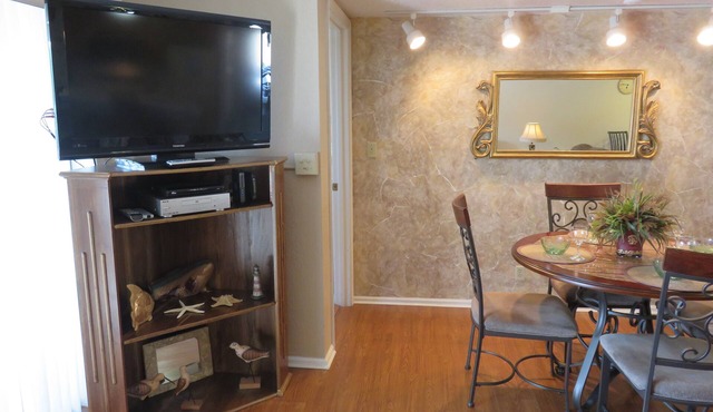 Regatta Bay 158-3D - Walk In Level to Great Condo and Access to 2 Pools.
