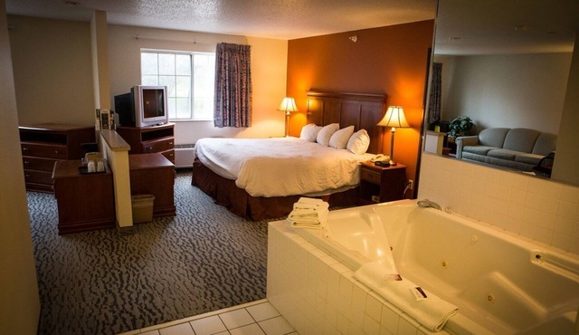 Regency Inn and Suites, Anoka