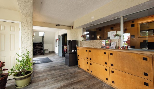 Regency Inn And Suites Nashville