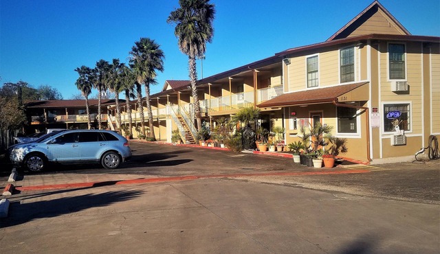 Regency Inn - Fort Sam Houston