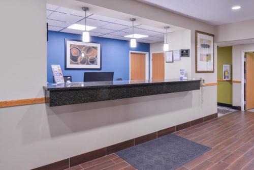 Regency Inn Geneseo IL