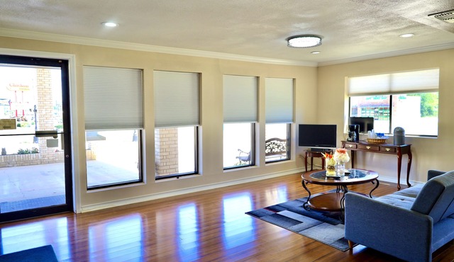Regency Inn & Suites