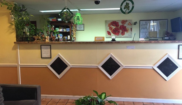 Regency Inn & Suites