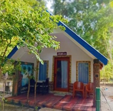 Regina Cottage