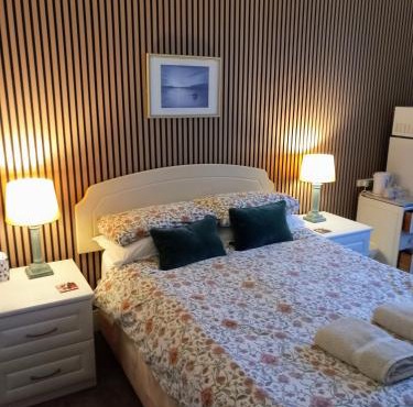 Regis Lodge Guest House