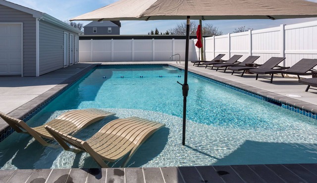 Rehoboth Beach Private Pool Sleeps 12 Parking Clean