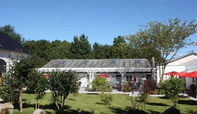 Reinhardt 3 Comfortable holiday residence