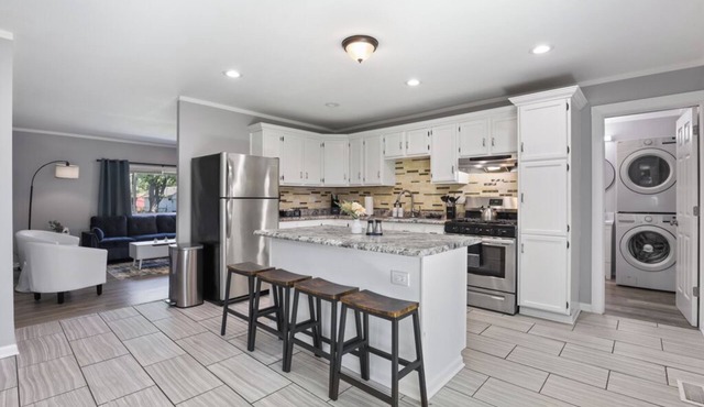 Rejuvenate: 4BR, Fenced yard