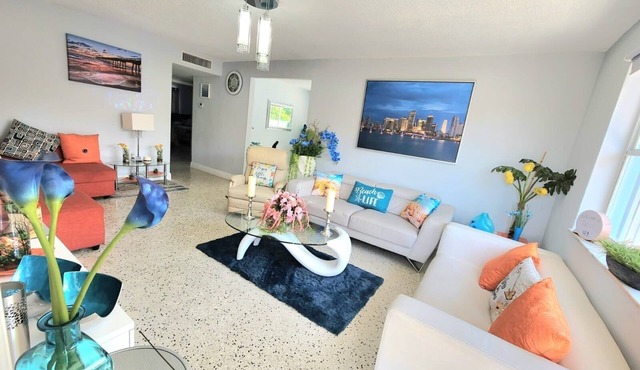 Relax 523 in the heart of Miami!