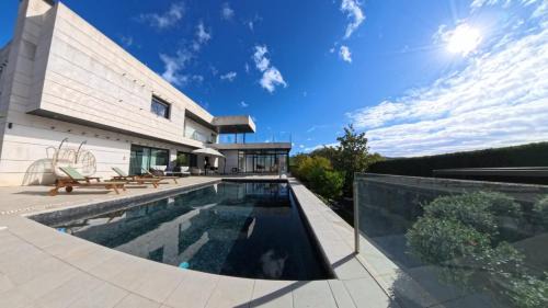 Relax and comfort in a luxury villa