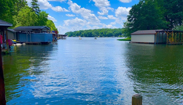 Relax and Enjoy Great Outdoors, Lake Fun, 4 Bedroom, 4 Bath