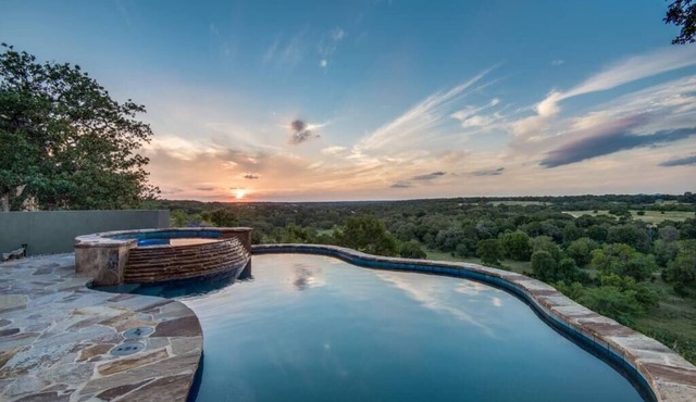 Relax and Enjoy the Views of the Hill Country