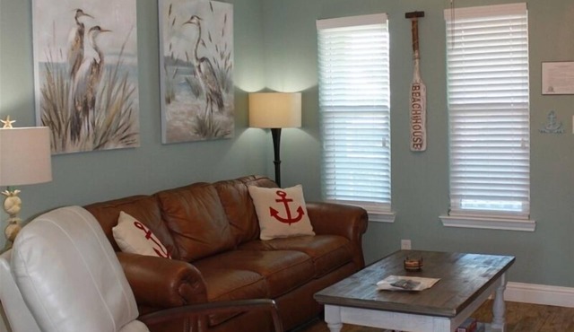 Relax and fish on the water in this beautifully decorated.