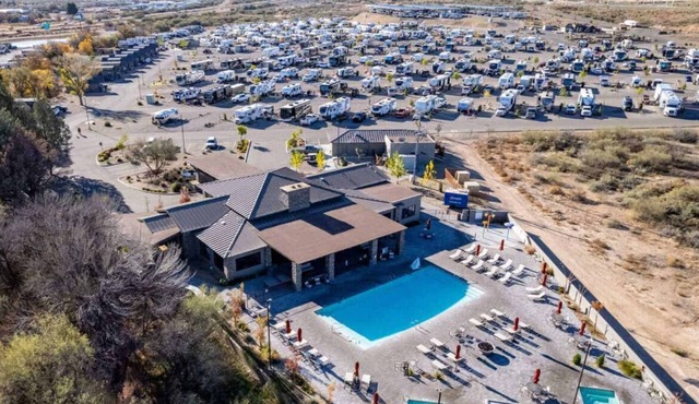 Relax and Recharge! Pets Allowed, Onsite Pool, FREE Parking!