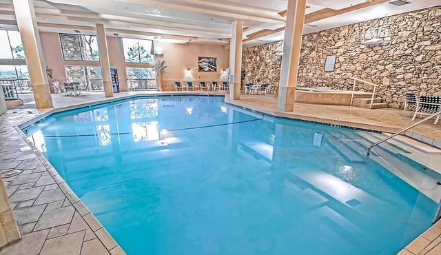Relax and Recharge! Onsite Pool, Free Parking, Close to Lake of the Ozarks