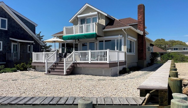 Relax and unwind at this 3-bedroom bayfront house in charming Mattituck.