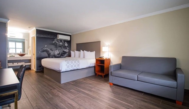Relax and Unwind! Pet-Friendly Property, Onsite Pool, Free Breakfast