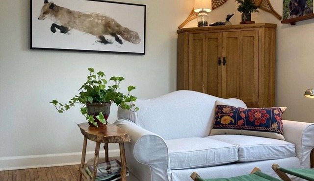 Relax at Cedar Cottage while enjoying your Ely adventure!