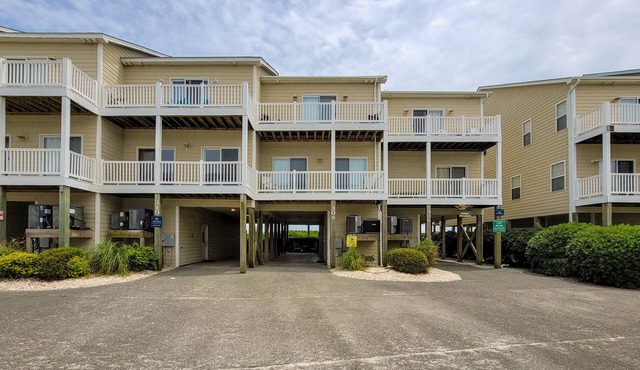 Relax at 'Sea Star 308' – A Coastal Luxury Retreat