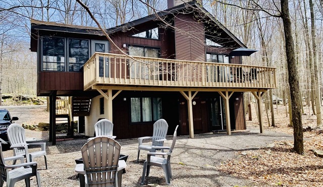 Relax at Sunset View in the Hideout Resort