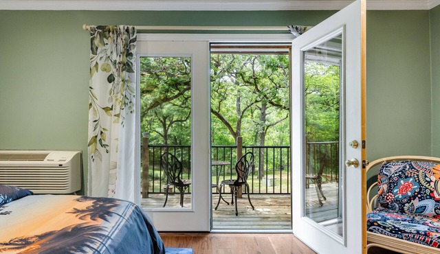 Relax at the 5-beds Woodland Vacation Home near Frisco