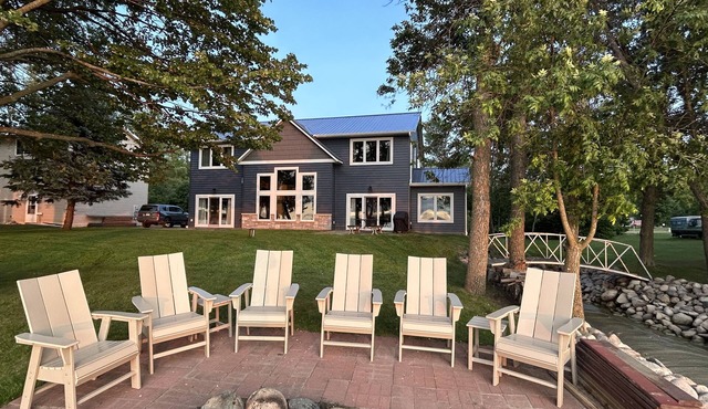 Relax at the Lake Osakis Getaway. Fireplace, Lake Views & Winter Fun. Sleeps 10