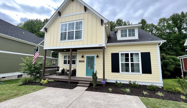Relax at Tims Ford Lake! New to VRBO!