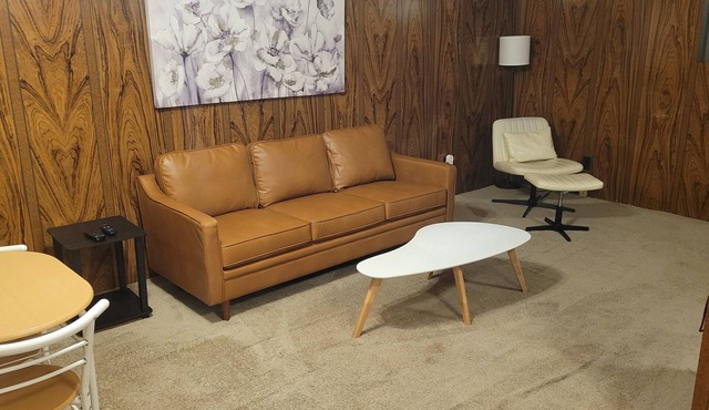 Relax by Lake Michigan, just a quick 17-min drive away