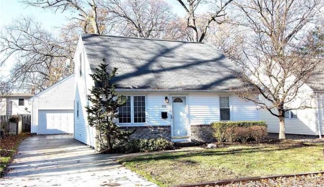 Relax close to the lakefront! Three bedroom Avon Lake retreat just steps away.