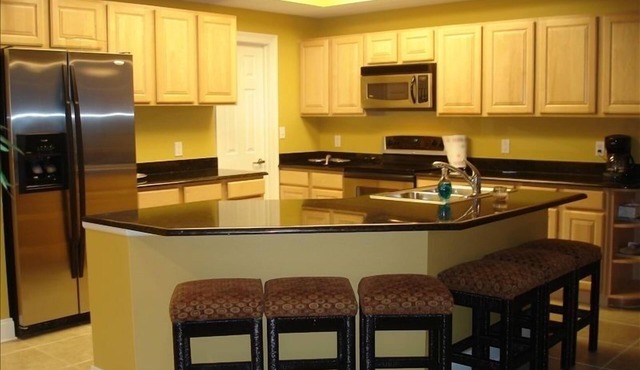 Relax & Enjoy - Coastal Paradise! SUNDAY- SUNDAY RENTAL ONLY DURING PEAK SEASON