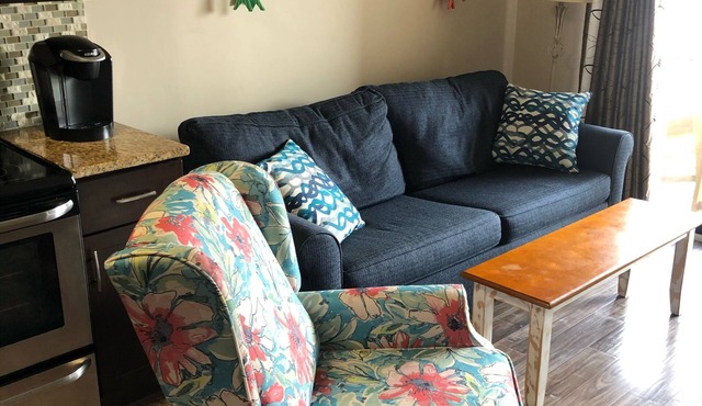 Relax & Enjoy Renovated Condo Close to the Beach!