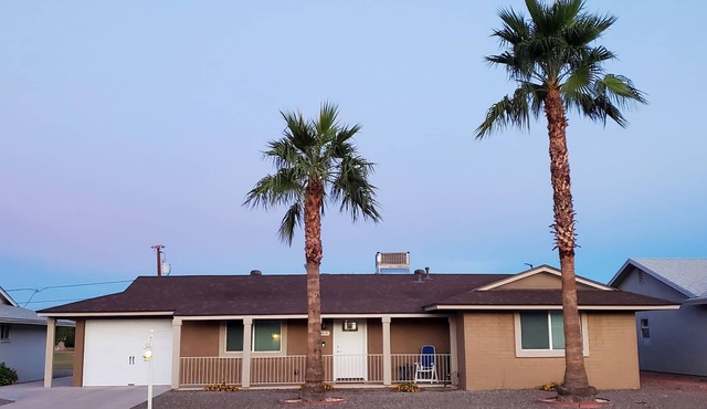 Relax & Enjoy the sun on the Covered Patio & Golf Course View