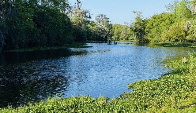 Relax+Explore at the Berry Farm Fort Ogden {pet friendly}
