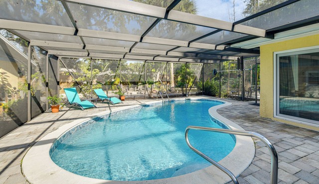 Relax & Explore! Tranquil Sarasota Unit Near Beach