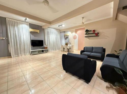 Relax Guest House Taman Merak Jaya Simpang Ampat