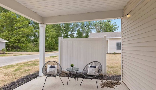 Relax in Comfort! 2BR Condo Close to Grand Rapids