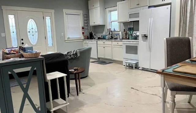 Relax in Comfort at Pepper's Place - Creola | New listing