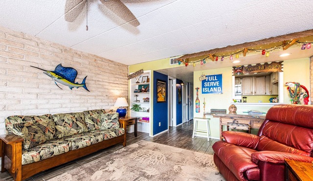 Relax in Coral Cay #202, a spacious 2-bedroom condo in Port Aransas, perfect for 6!