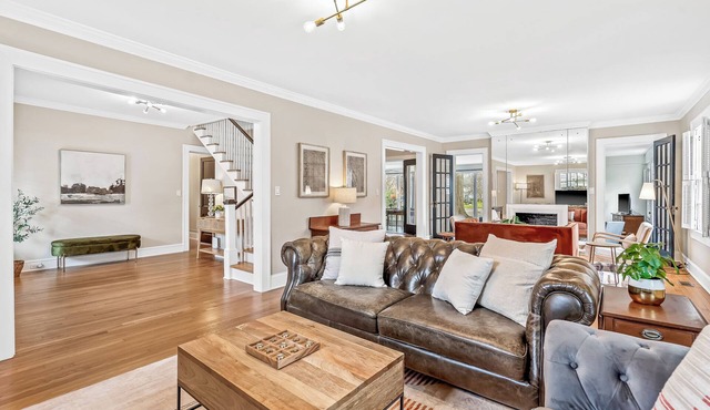 Relax in Historic Downtown Burlington | The Fogleman House | Minutes from Elon